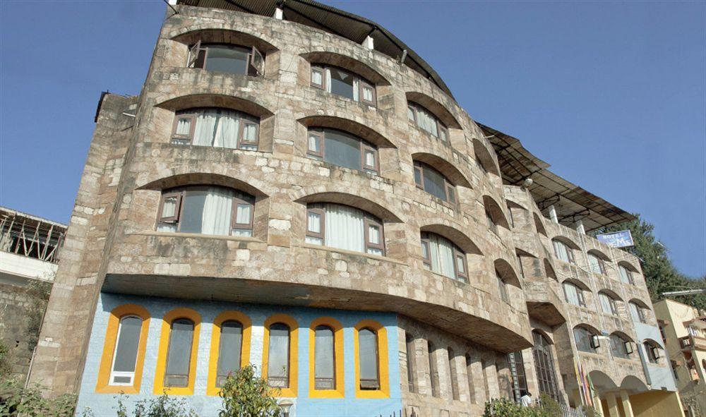 Fabhotel Khems Shoram Palace Road Ooty Eksteriør bilde