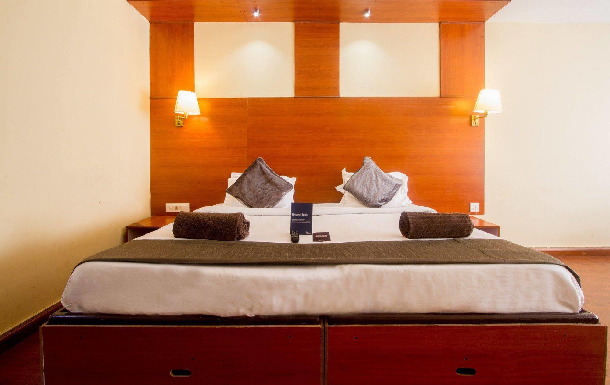 Fabhotel Khems Shoram Palace Road Ooty Eksteriør bilde